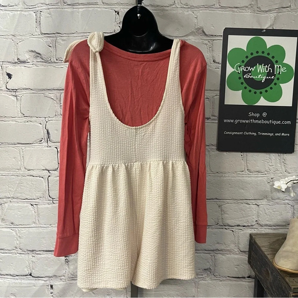 Urban outfitters shorts romper small - Picture 3 of 6